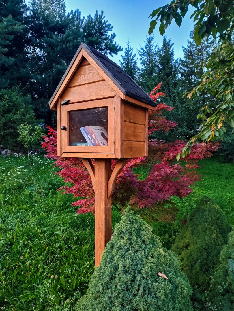 BIBLIOTECZKA 5 (4).jpg