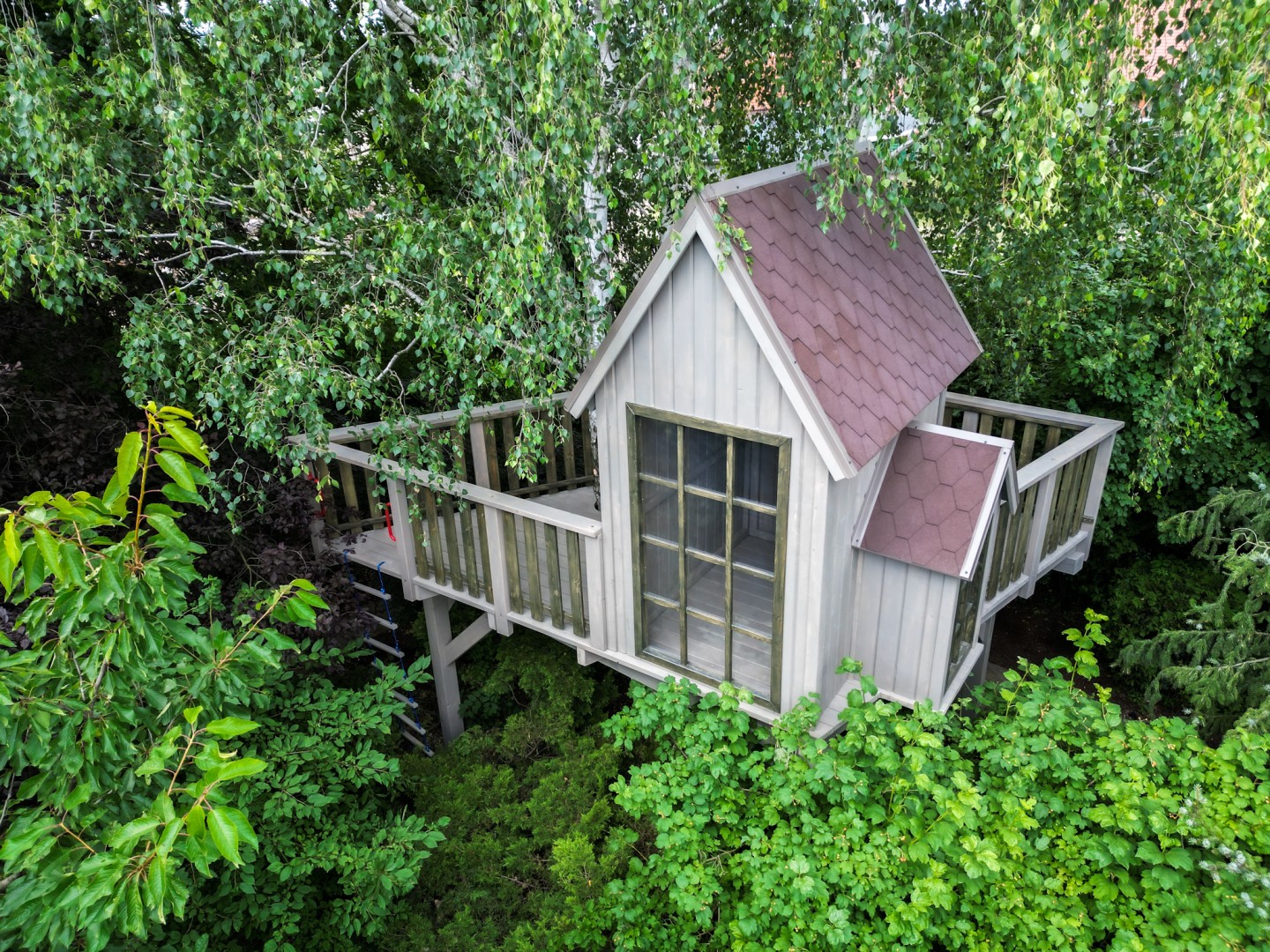 Domek na drzewie 07B (3).jpg