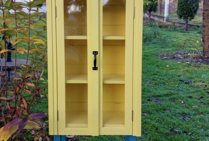 biblioteczka miejska do parku bookcrossing przestrzeń publiczna