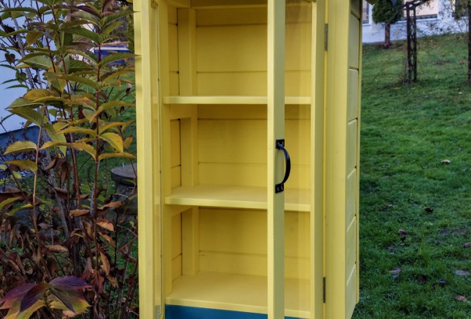 biblioteczka miejska do parku bookcrossing przestrzeń publiczna