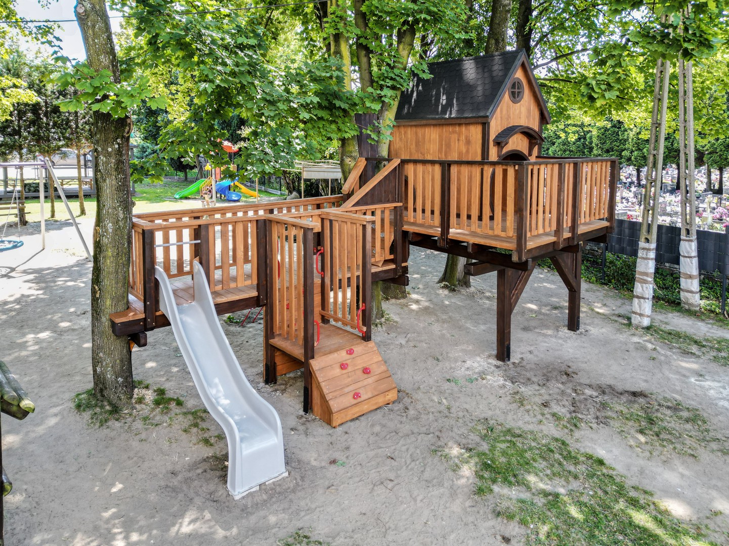 Domek na drzewie #16