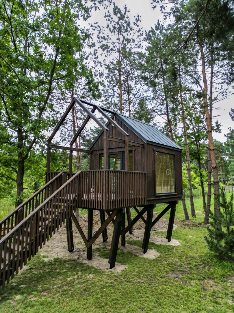 Domek na drzewie #04D
