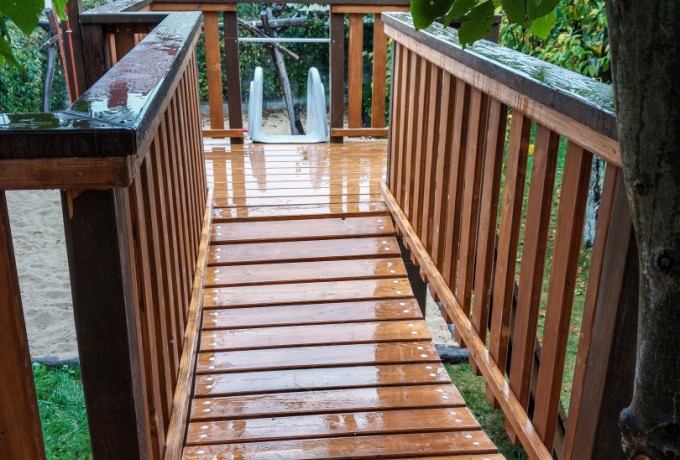 domek na drzewie 18 z placem zabaw (12).jpg