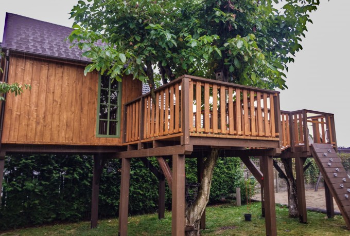 domek na drzewie 18 z placem zabaw (14).jpg