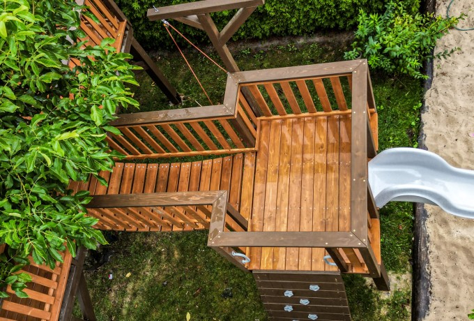 domek na drzewie 18 z placem zabaw (4).jpg